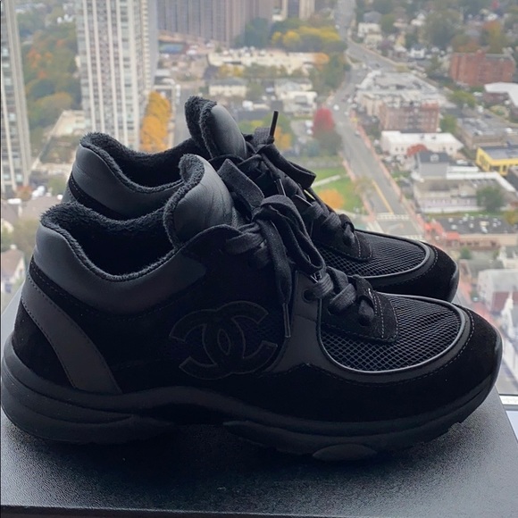 chanel mesh runners